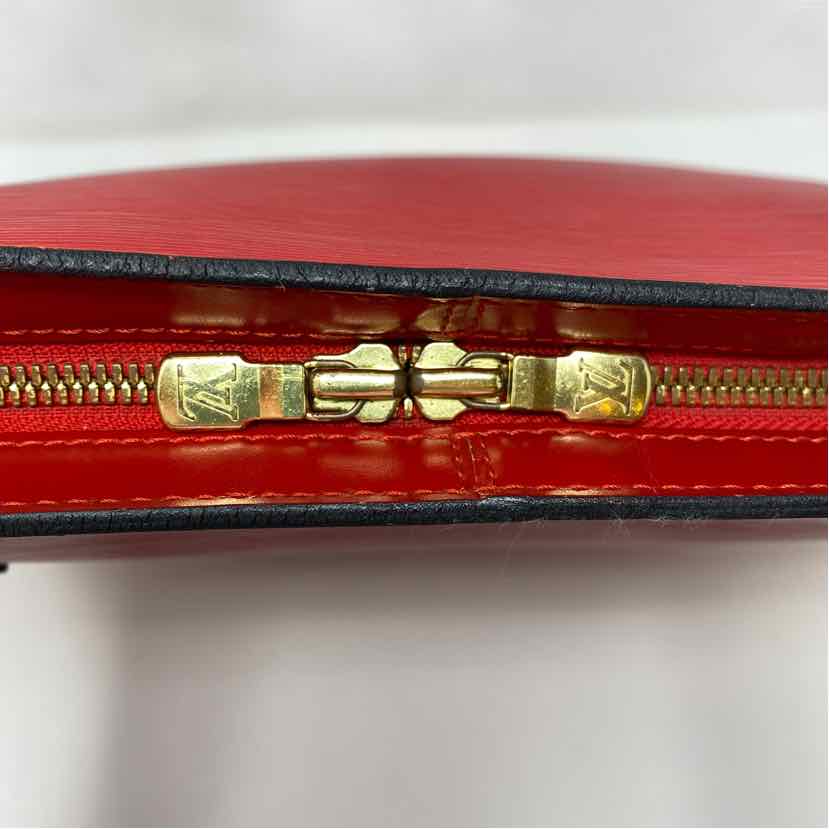 Pre-Owned Louis Vuitton Red Leather Designer Handbag