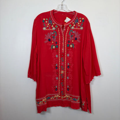 Pre-Owned Size XL Boutique Red Multi Casual Dress