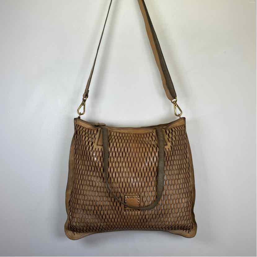 Pre-Owned Campomaggi Tan Leather Handbag
