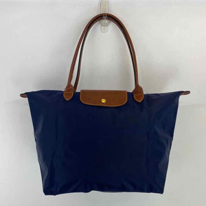 Pre-Owned Longchamp Navy Nylon Handbag