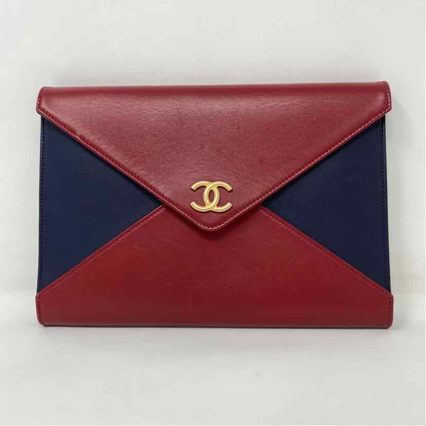 Pre-Owned Chanel Red/Navy Leather Designer Handbag