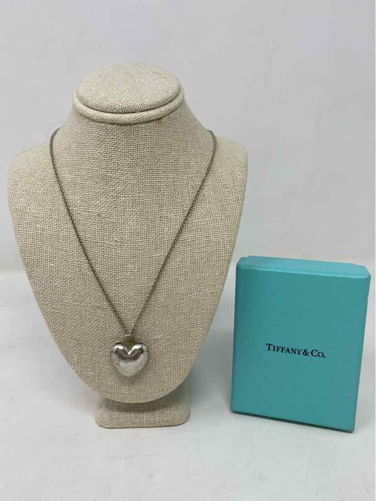 Pre-Owned Tiffany Silver Sterling Necklace