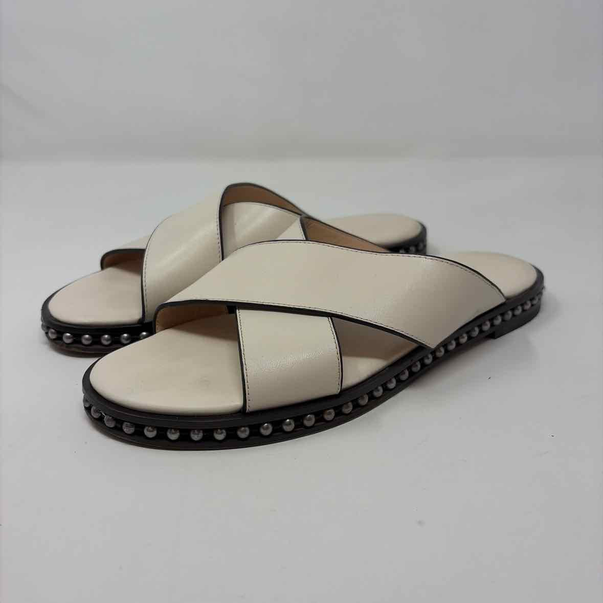 Pre-Owned Shoe Size 7 Coach White Sandals