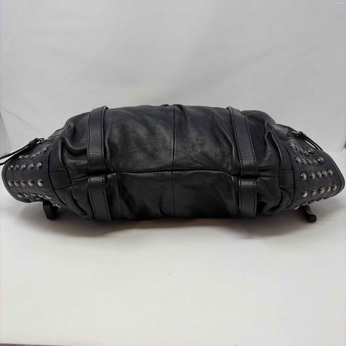 Pre-Owned Hype Black Leather Handbag
