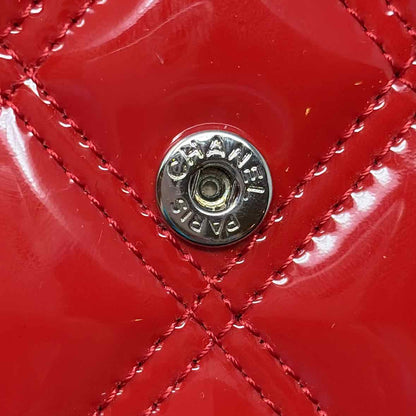 Pre-Owned Chanel Red Patent Designer Wallet