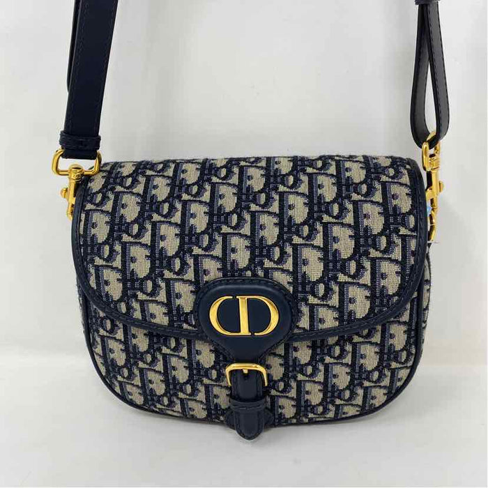 Pre-Owned Christian Dior Monogram Canvas Designer Handbag