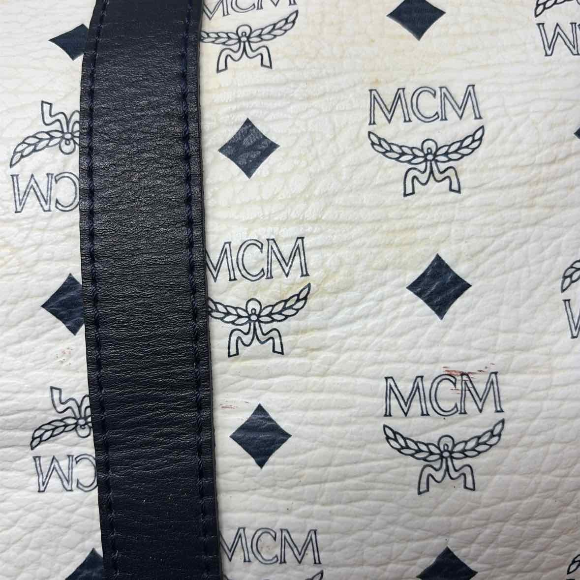 Pre-Owned MCM White Leather Designer Handbag