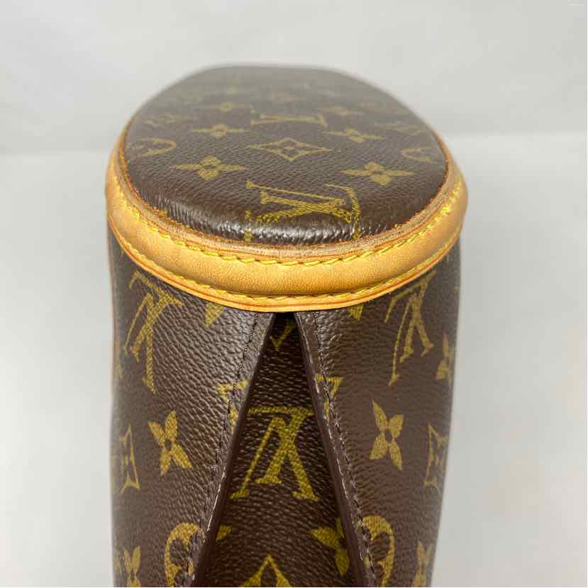 Pre-Owned Louis Vuitton Monogram Coated Canvas Designer Handbag