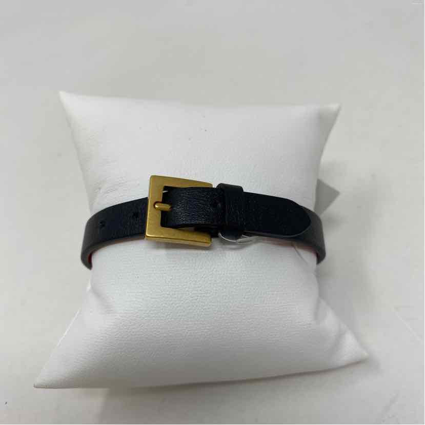 Pre-Owned Valentino Black/Red Leather Designer Jewelry