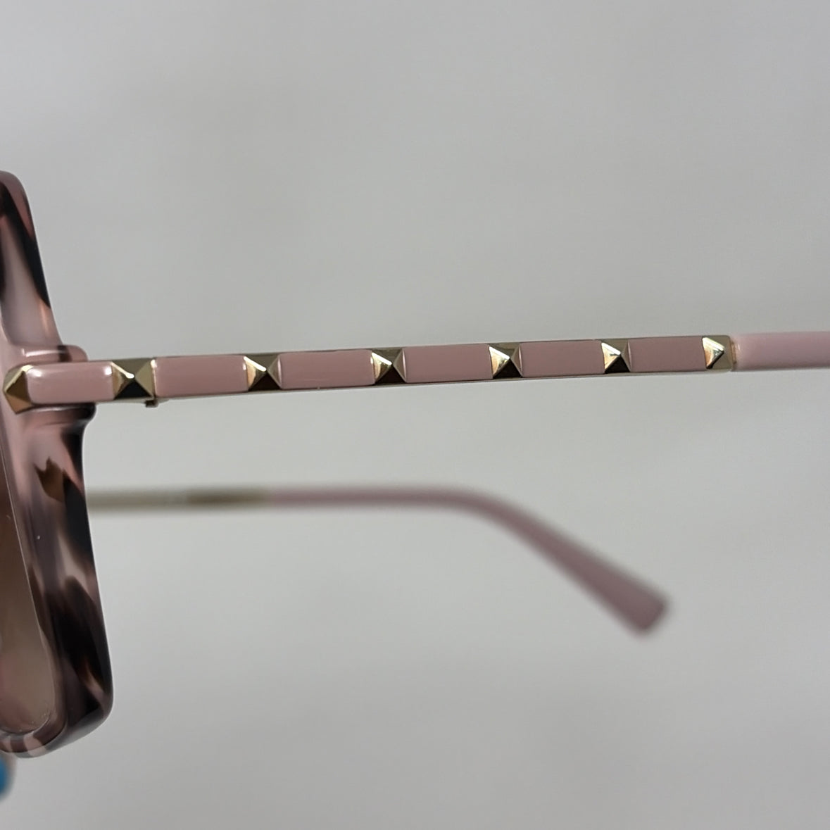 Pre-Owned Valentino Tortoise Acrylic Designer Sunglasses