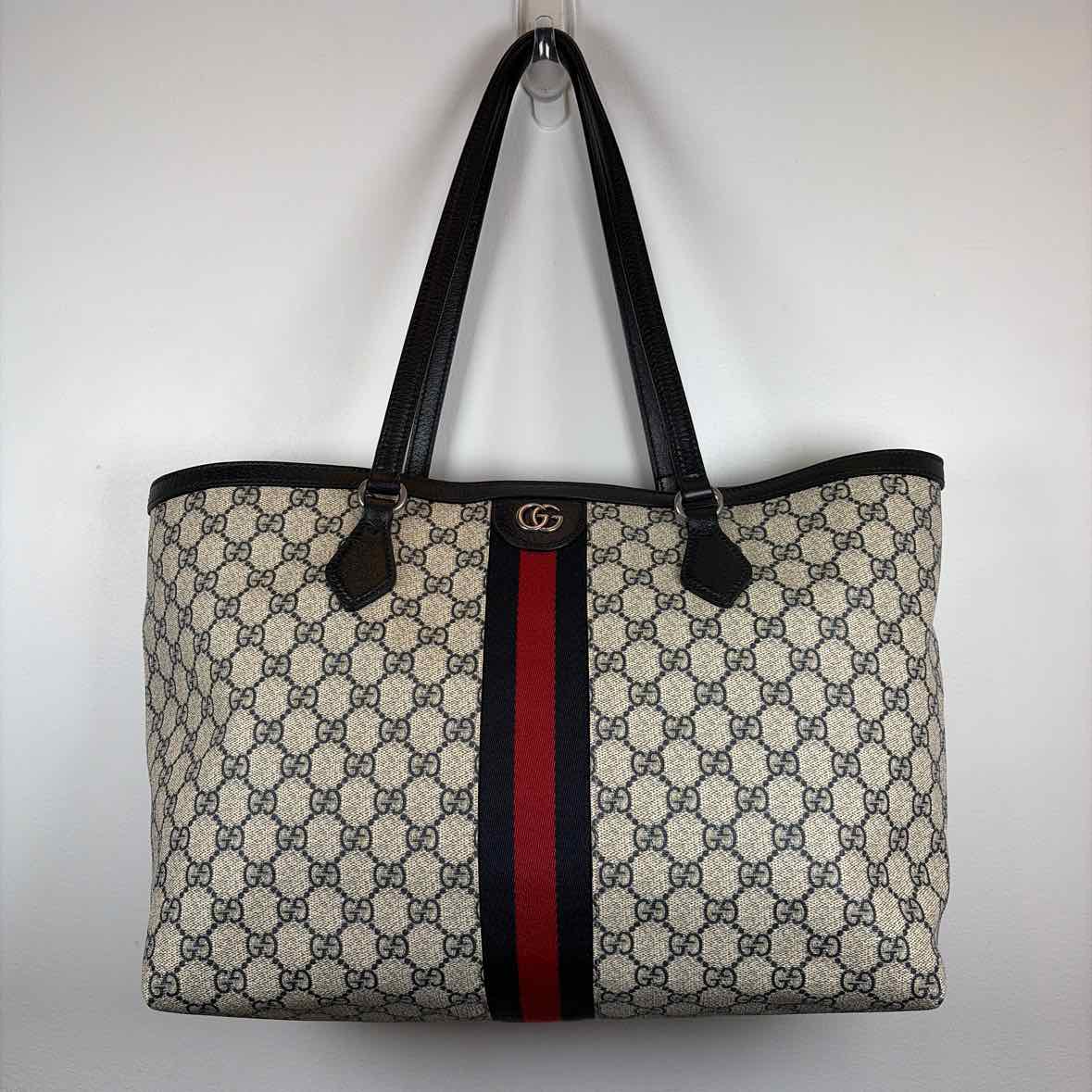 Pre-Owned Gucci Navy Canvas Designer Handbag