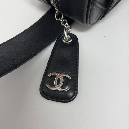Pre-Owned Chanel Black Leather Designer Handbag