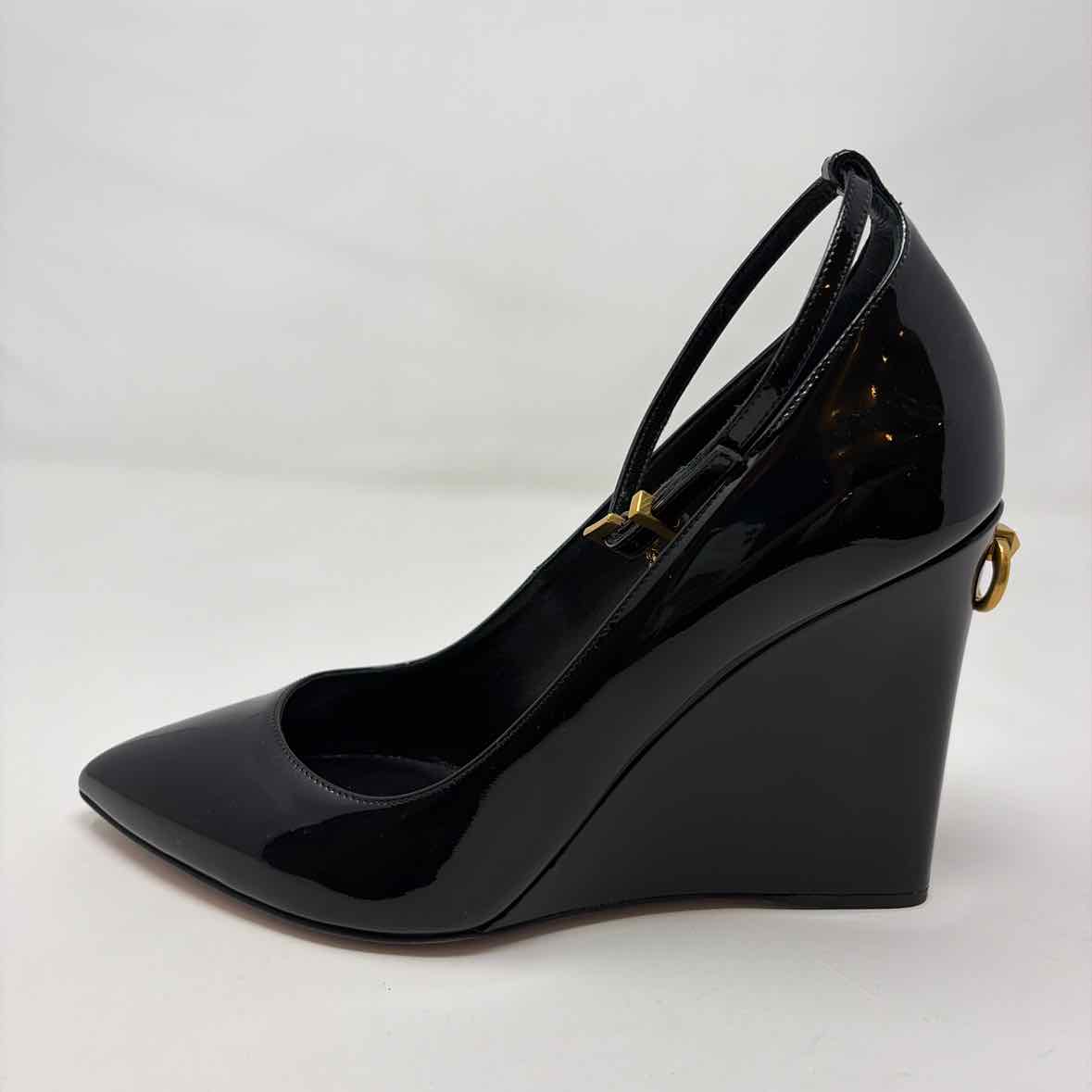 Pre-Owned Valentino Black Patent Shoe Size 8.5 Designer Shoes