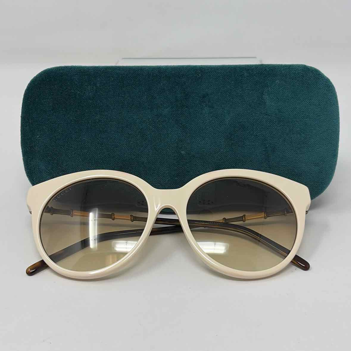 Pre-Owned Gucci Cream Plastic Designer Sunglasses