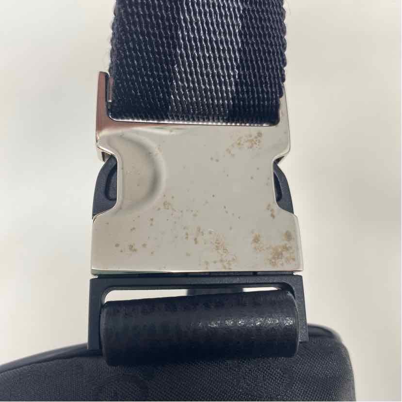 Pre-Owned Gucci Black Nylon Designer Handbag