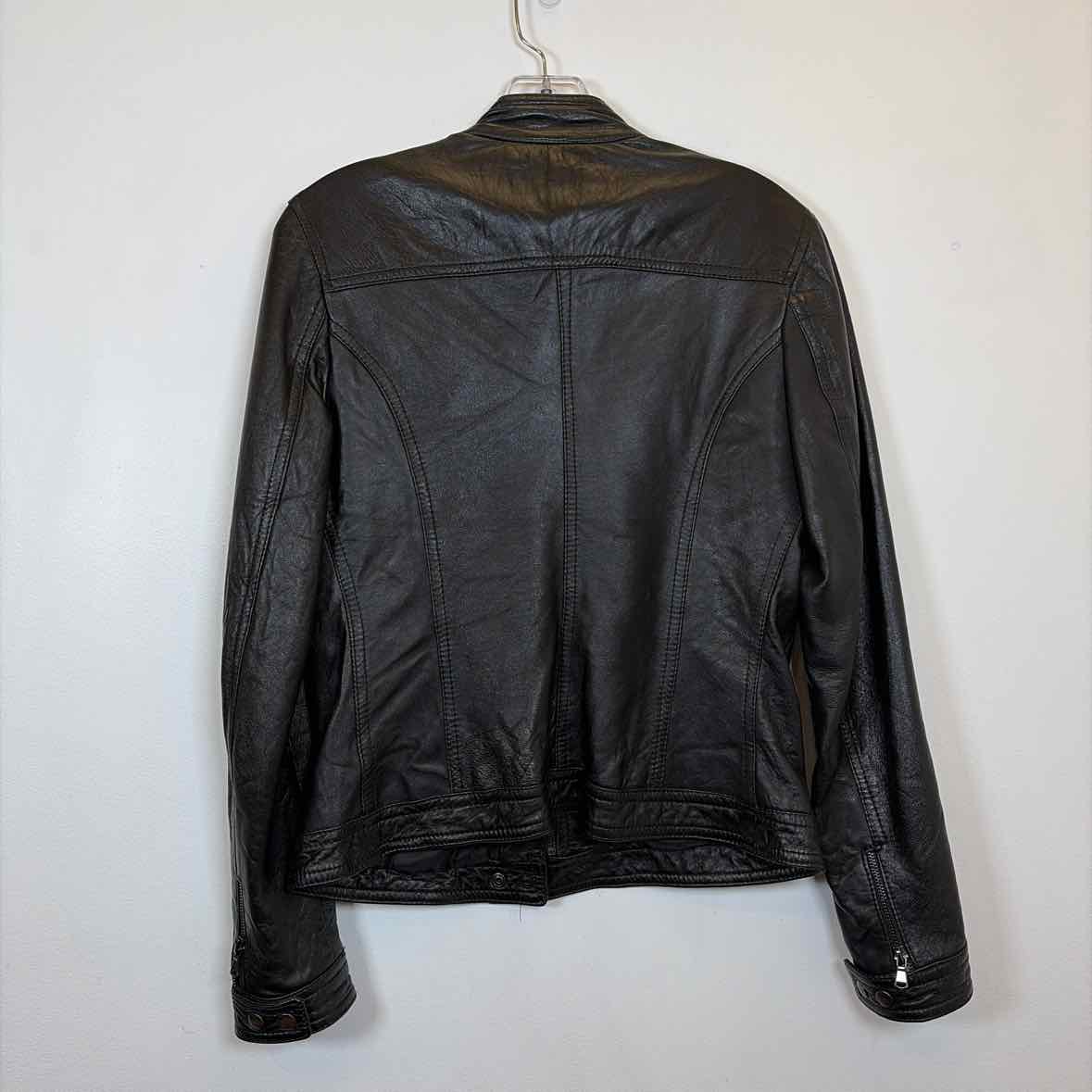 Pre-Owned Size 10/L Sabani Black Jacket