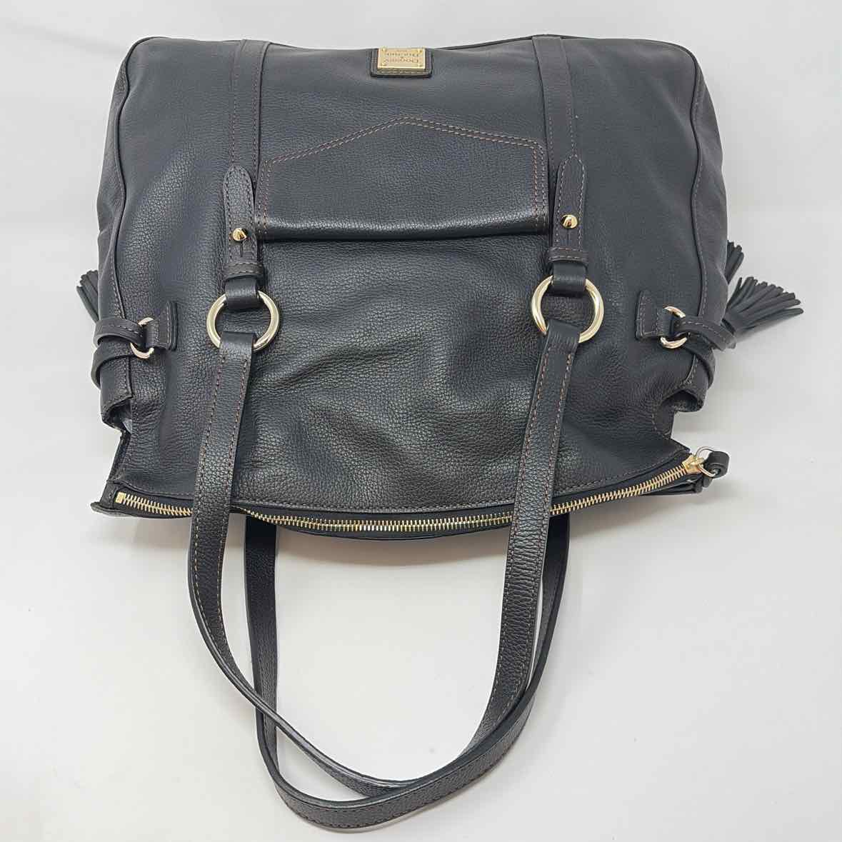 Pre-Owned Dooney & Bourke Black Leather Handbag