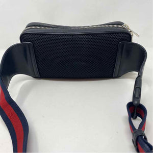 Pre-Owned Gucci Black Canvas Designer Handbag