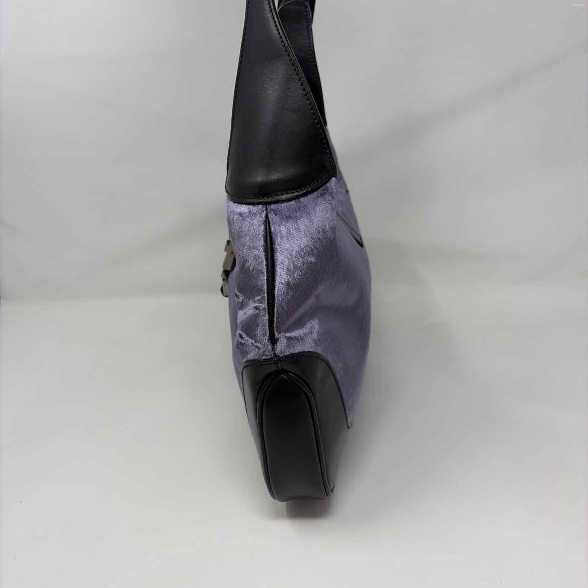 Pre-Owned Gucci Purple Velvet Designer Handbag