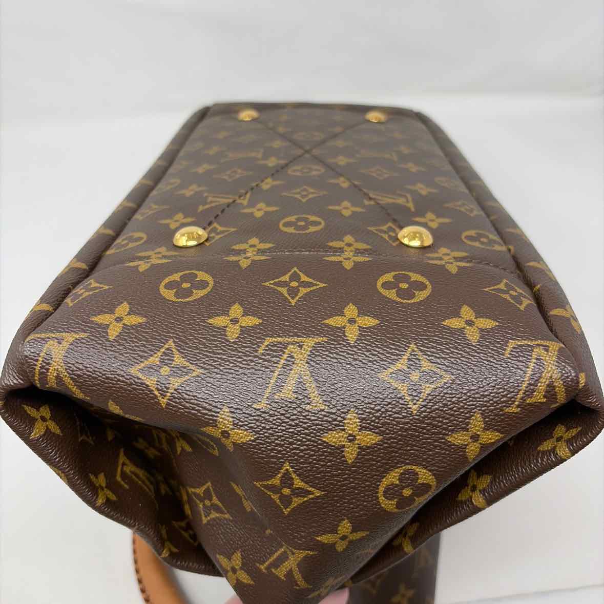 Pre-Owned Louis Vuitton Monogram Canvas Designer Handbag