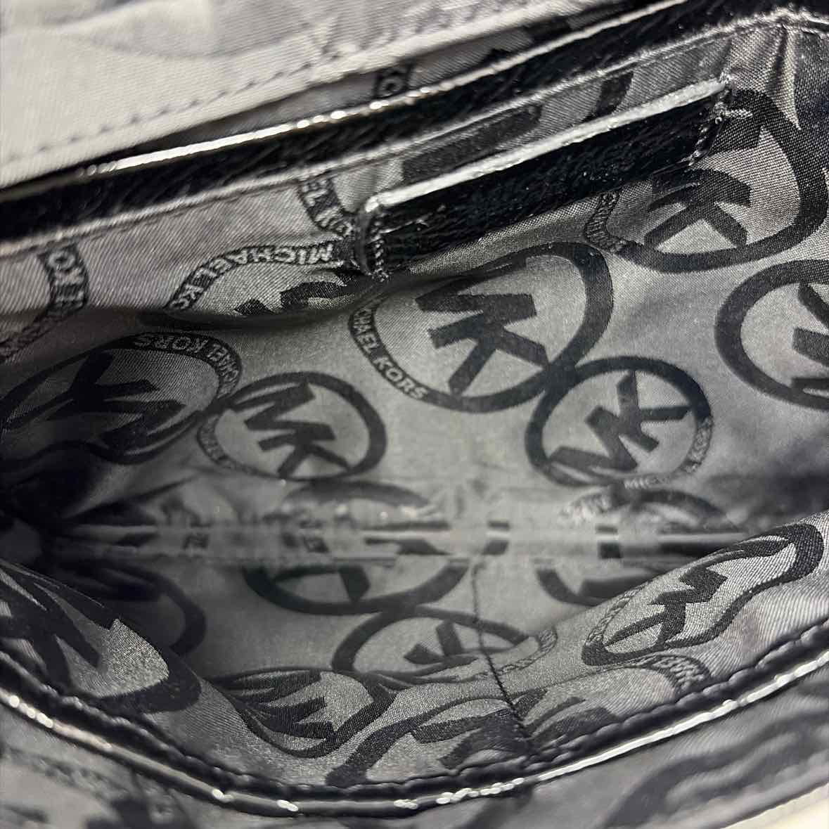 Pre-Owned Michael Kors Black Leather Handbag