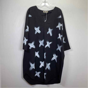Pre-Owned Size One Size loup Black & White Casual Dress