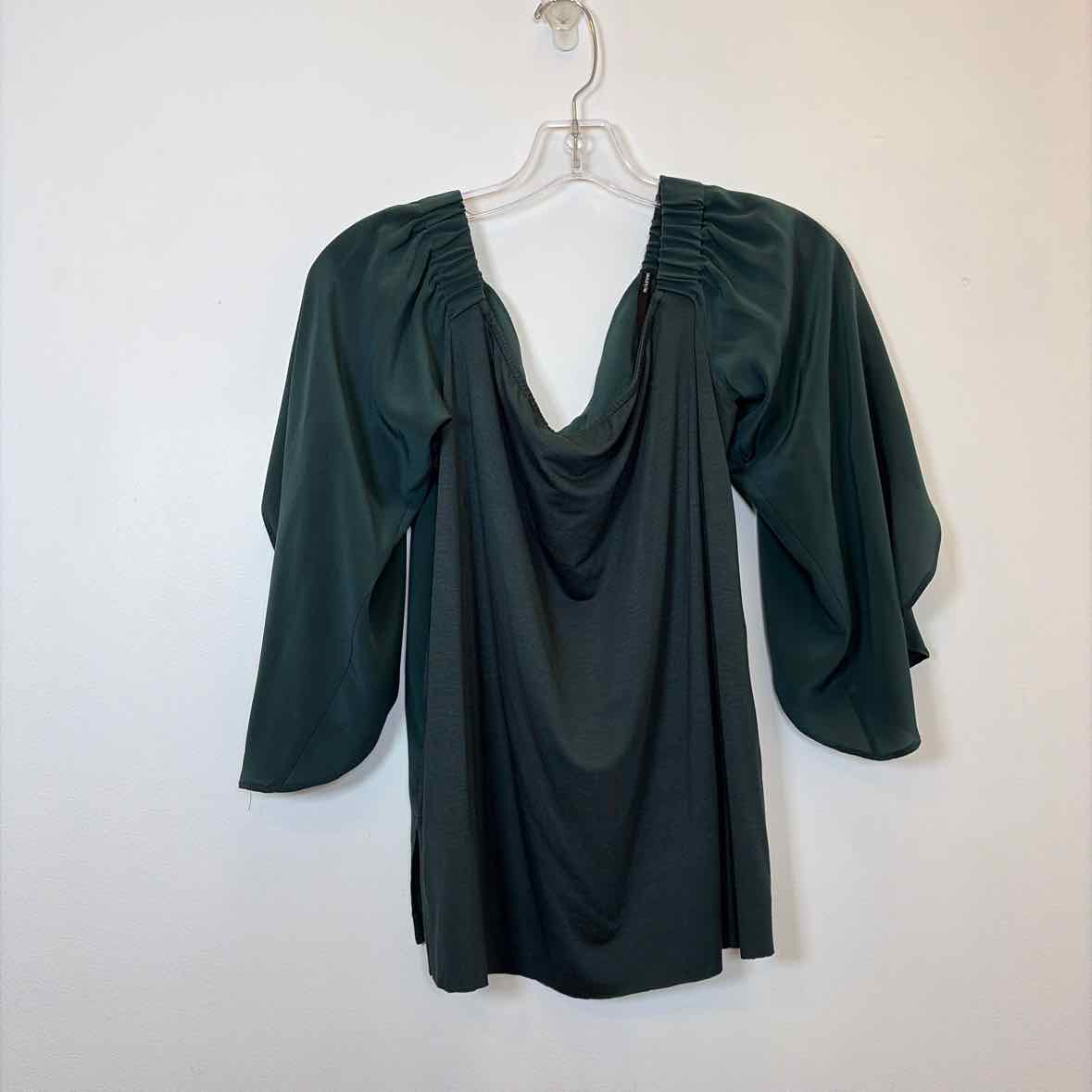 Pre-Owned Size M Bailey 44 Green Top