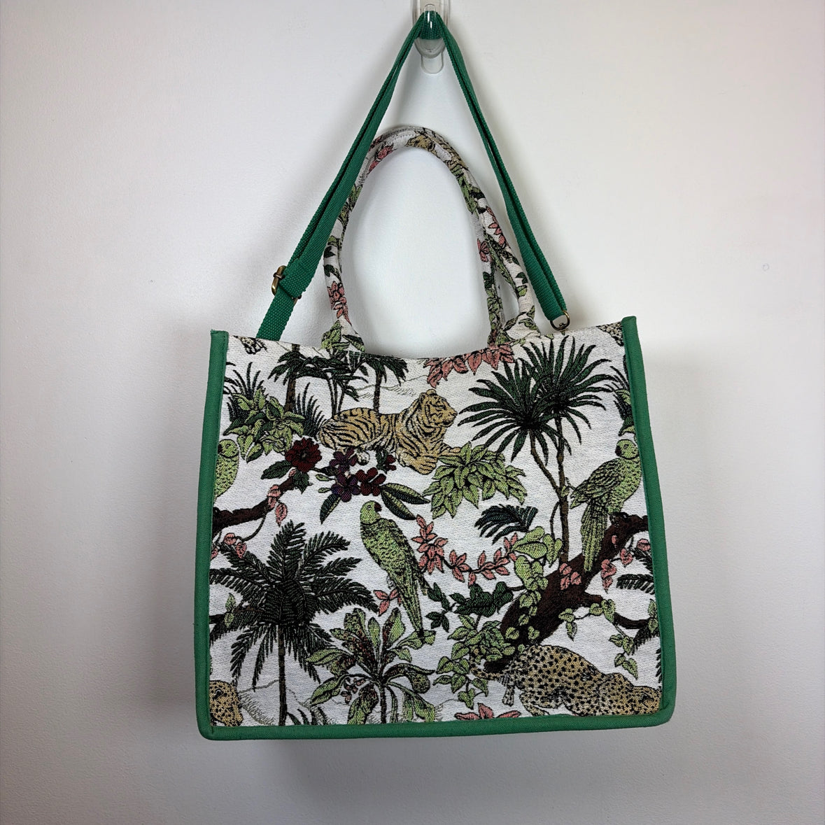 Pre-Owned A&B Green Multi Beaded Handbag