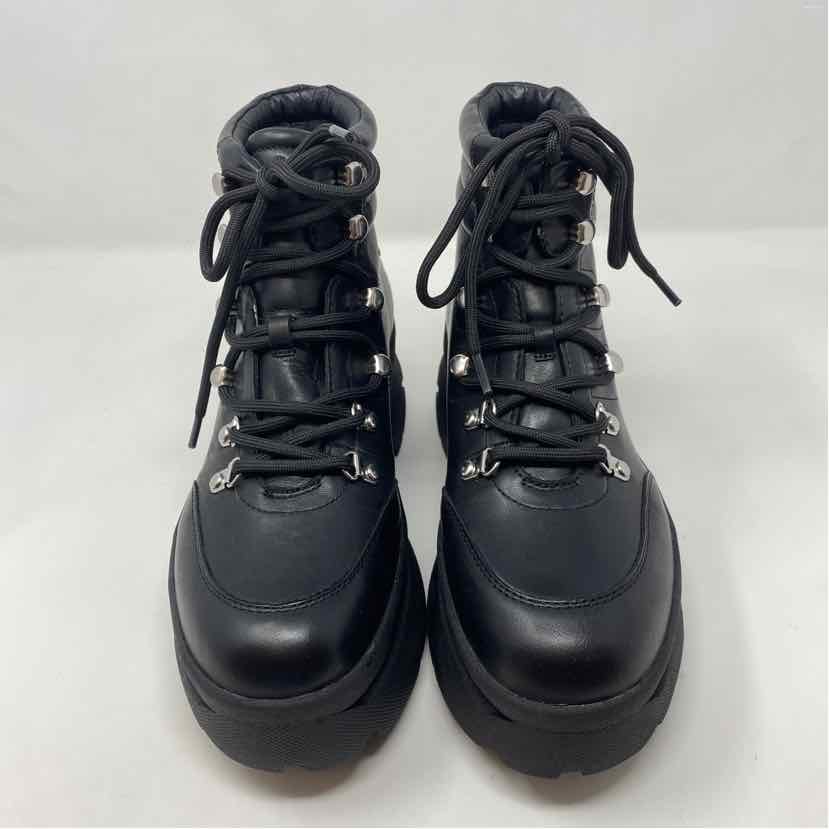 Pre-Owned Shoe Size 9 Steve Madden Black Booties