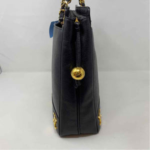 Pre-Owned Chanel Black Leather Designer Handbag