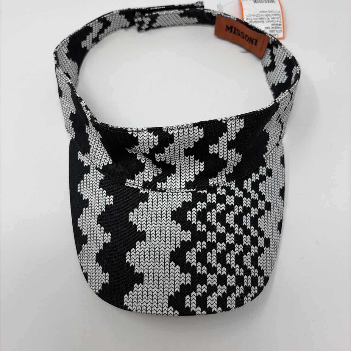 Pre-Owned Missoni Black/White Canvas Designer Hats