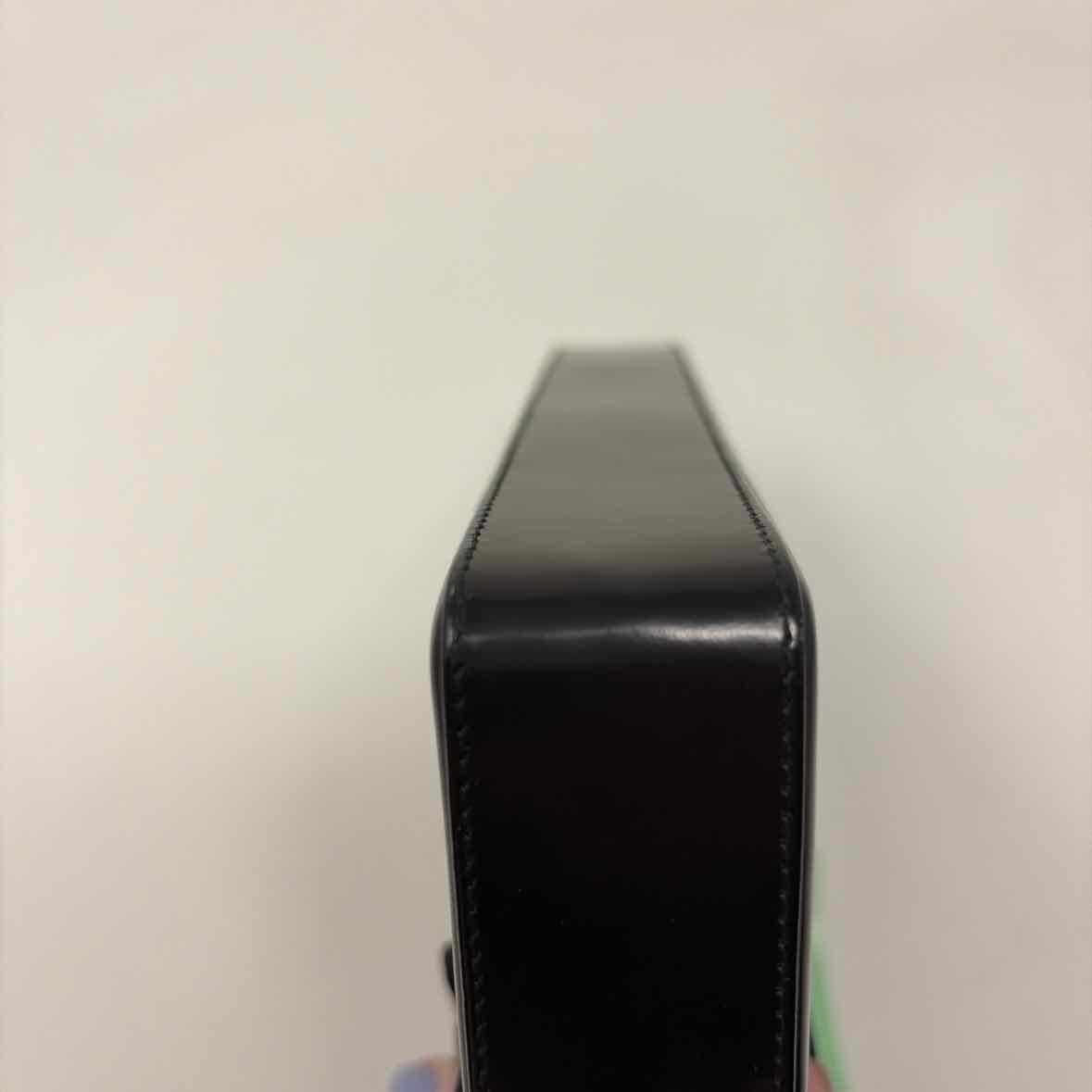 Pre-Owned Prada Black Patent Designer Handbag