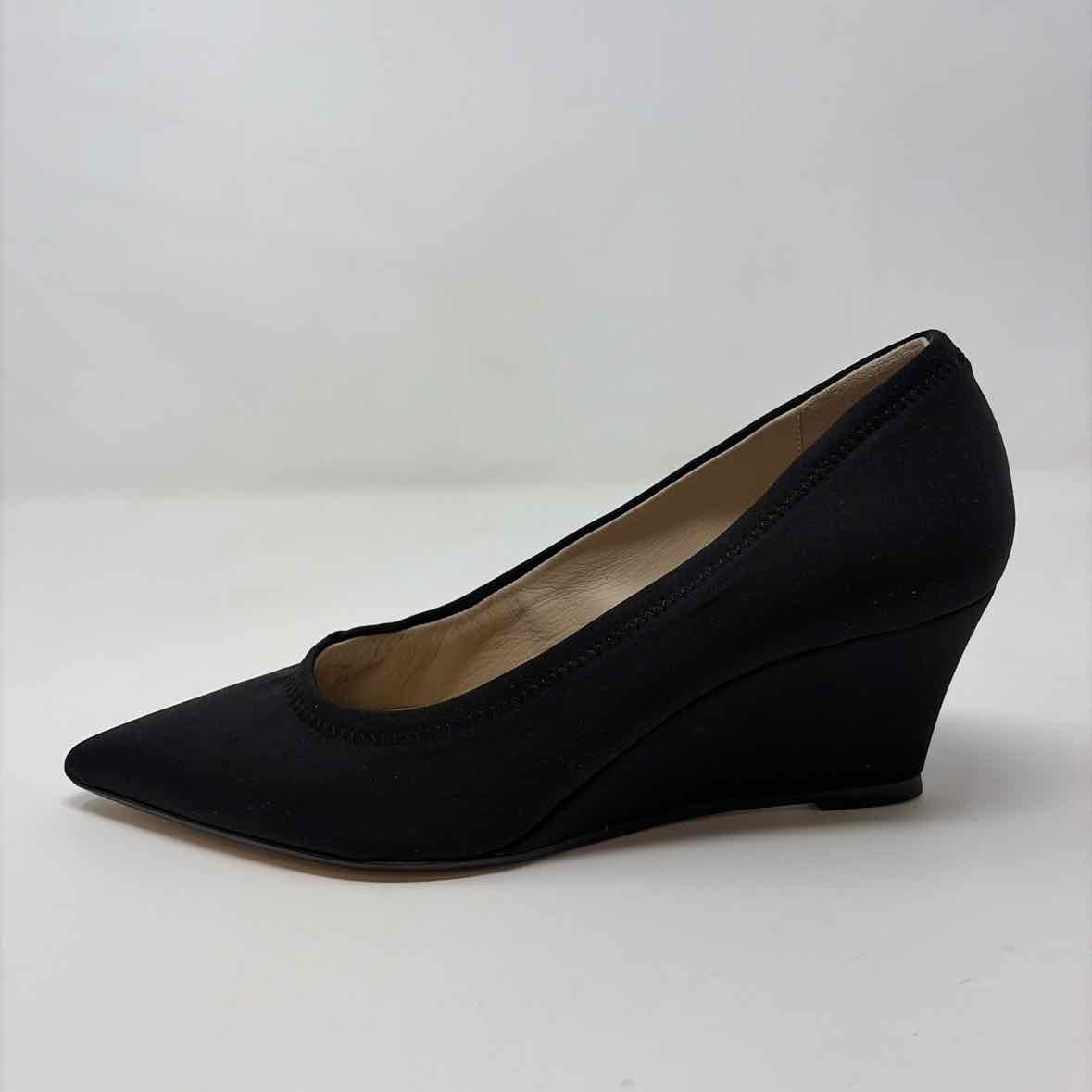 Pre-Owned Shoe Size 9.5 Theory Black Wedge