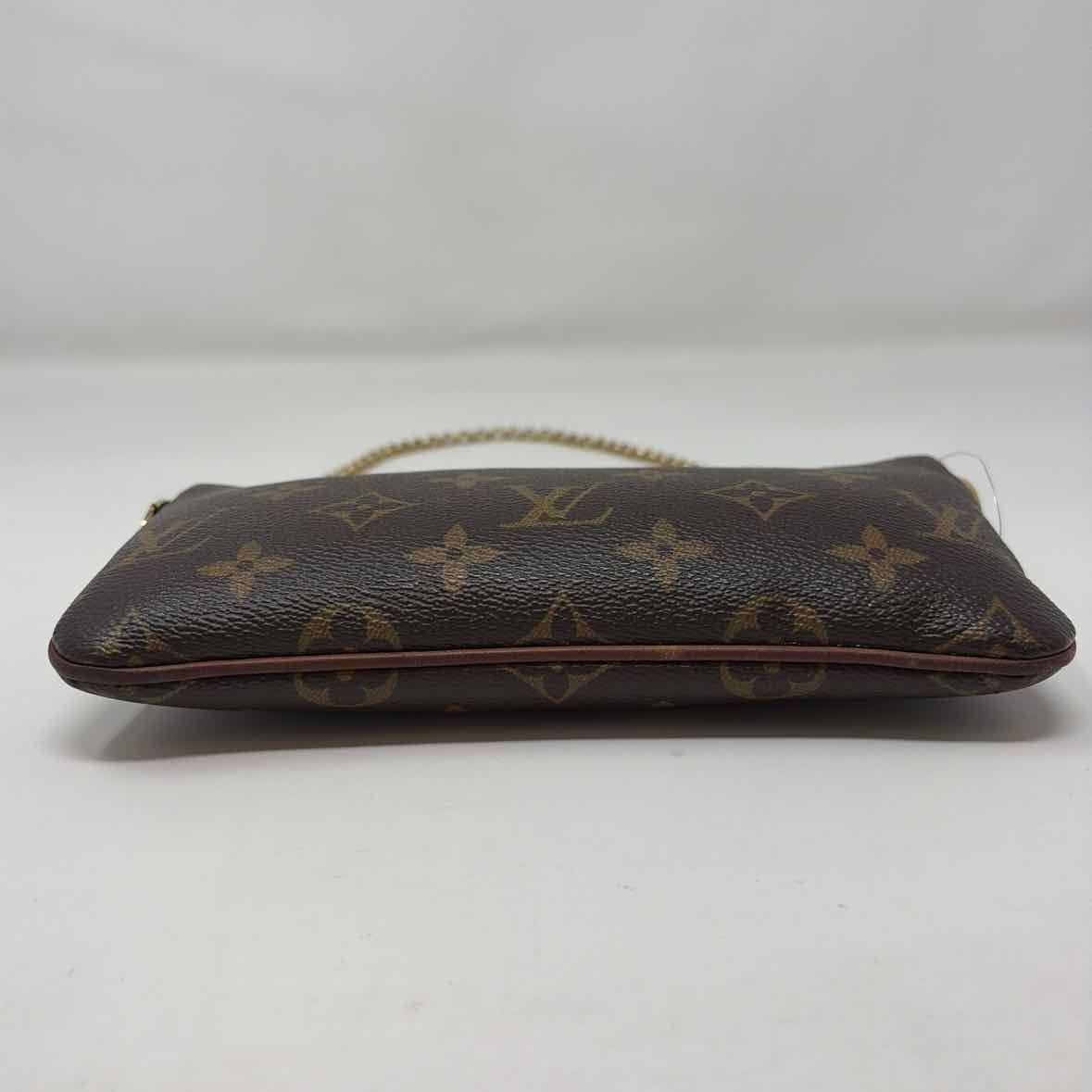 Pre-Owned Louis Vuitton Brown Coated Canvas Designer Handbag