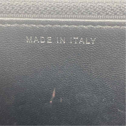 Pre-Owned Chanel Black Lambskin Designer Handbag