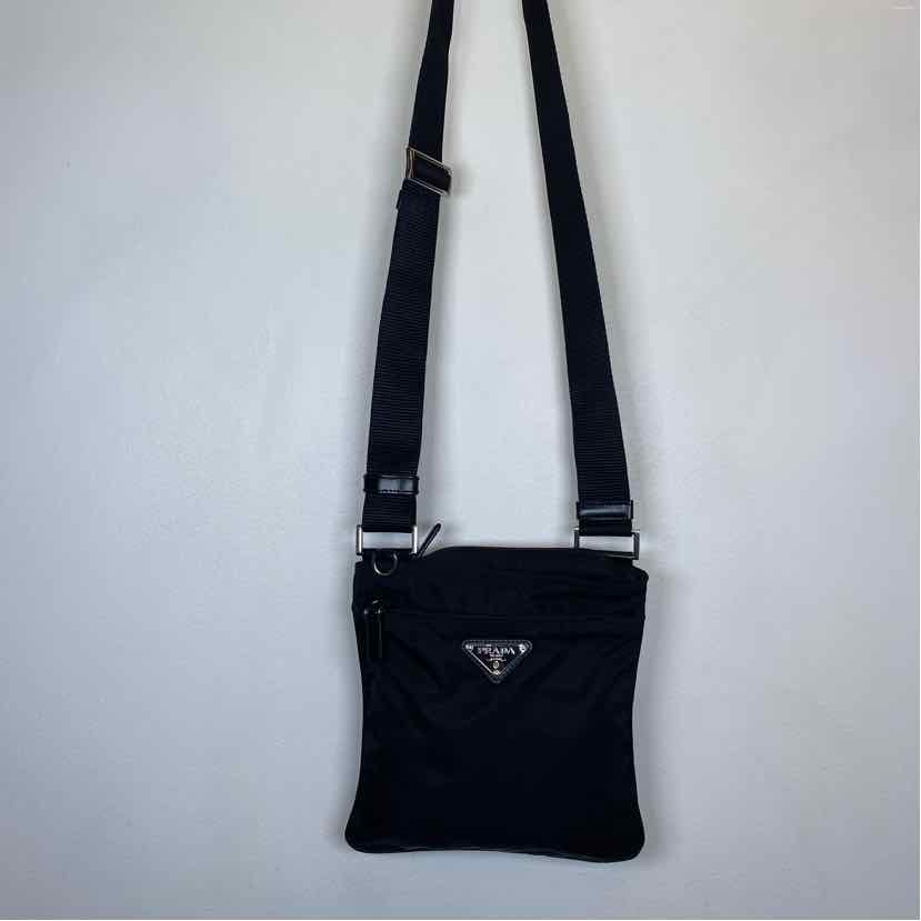 Pre-Owned Prada Black Nylon Designer Handbag