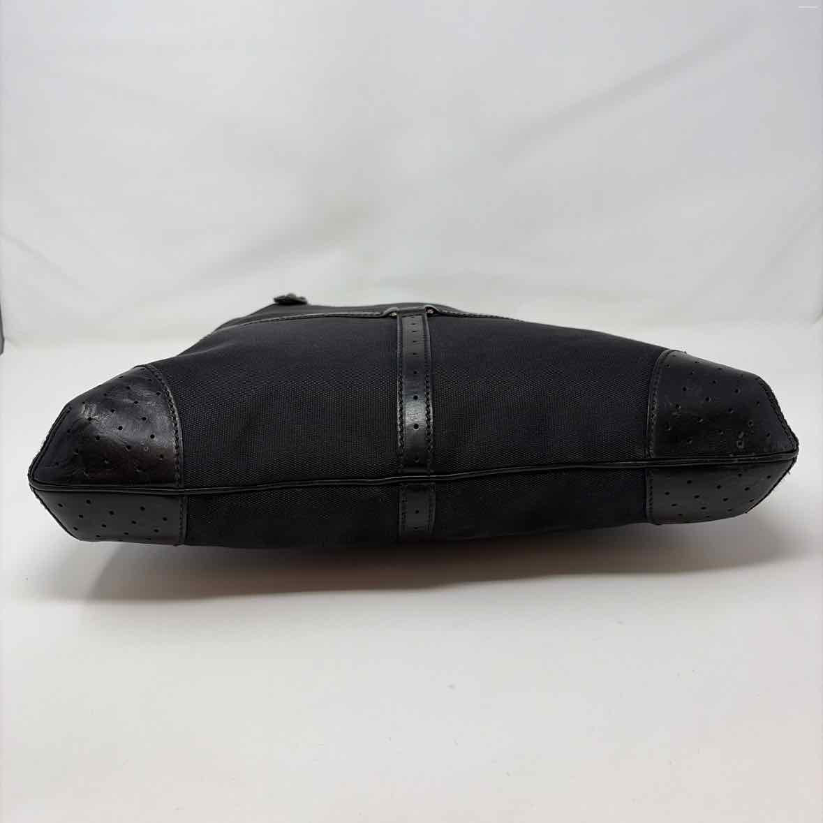 Pre-Owned Gucci Black Fabric Designer Handbag