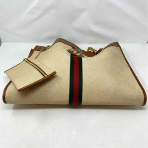 Pre-Owned Gucci Beige Canvas Designer Handbag