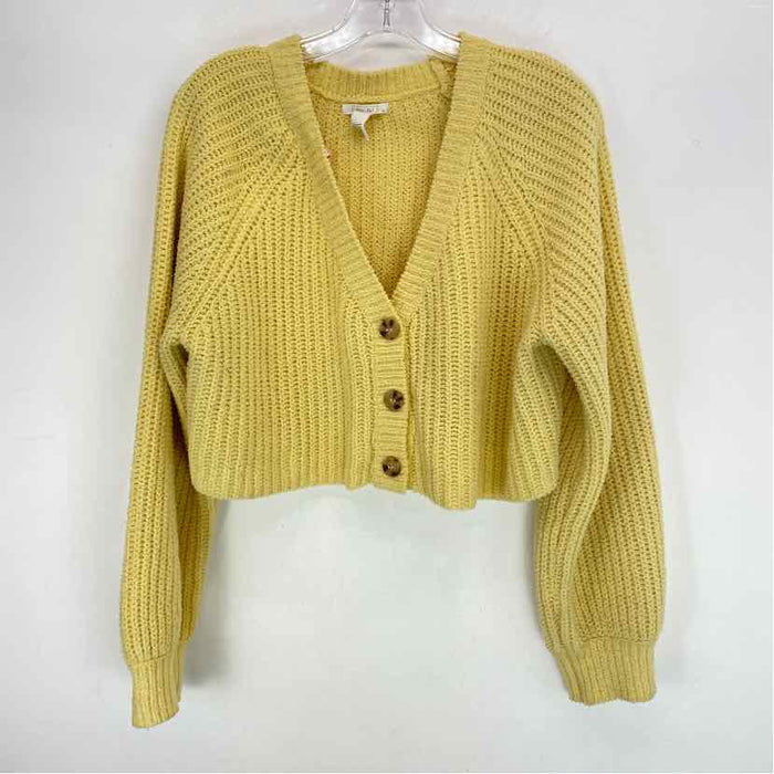 Pre-Owned Size M Boutique Yellow Sweater