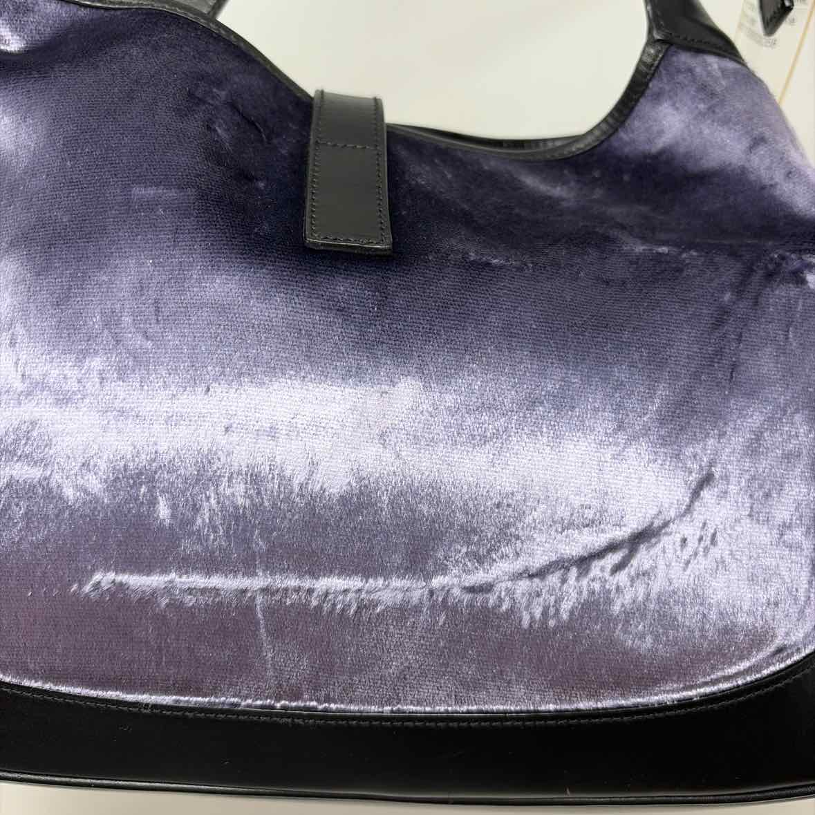Pre-Owned Gucci Purple Velvet Designer Handbag