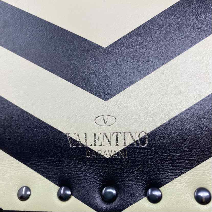 Pre-Owned Valentino Striped Leather Designer Handbag