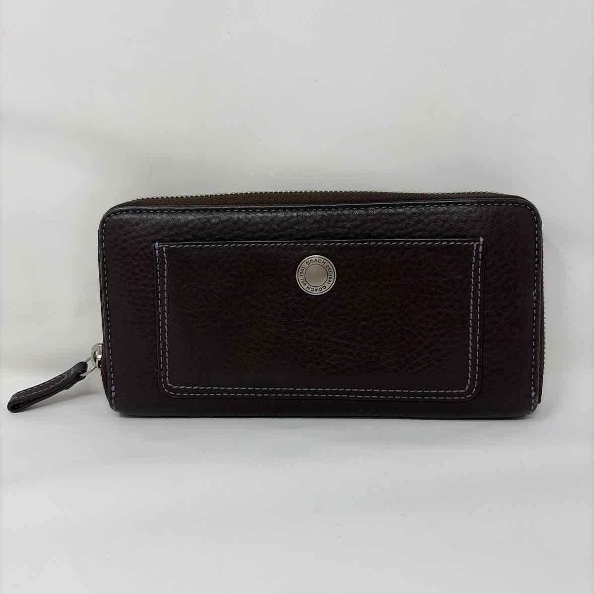 Pre-Owned Coach Brown Leather Wallet