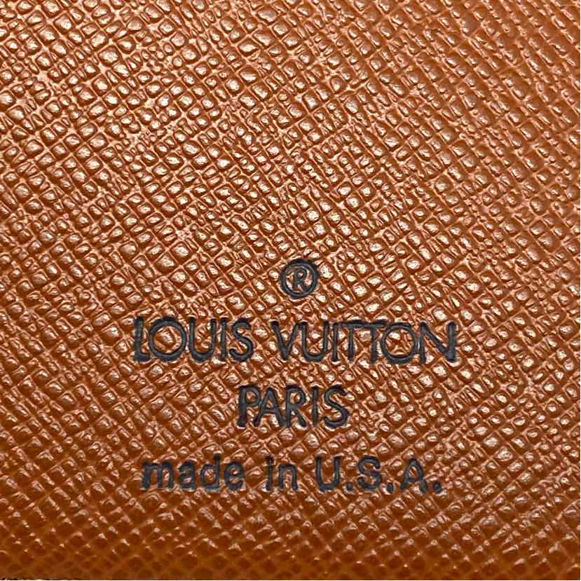 Pre-Owned Louis Vuitton Brown Coated Canvas Designer Wallet