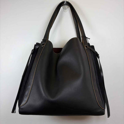 Pre-Owned Coach Black Leather Handbag