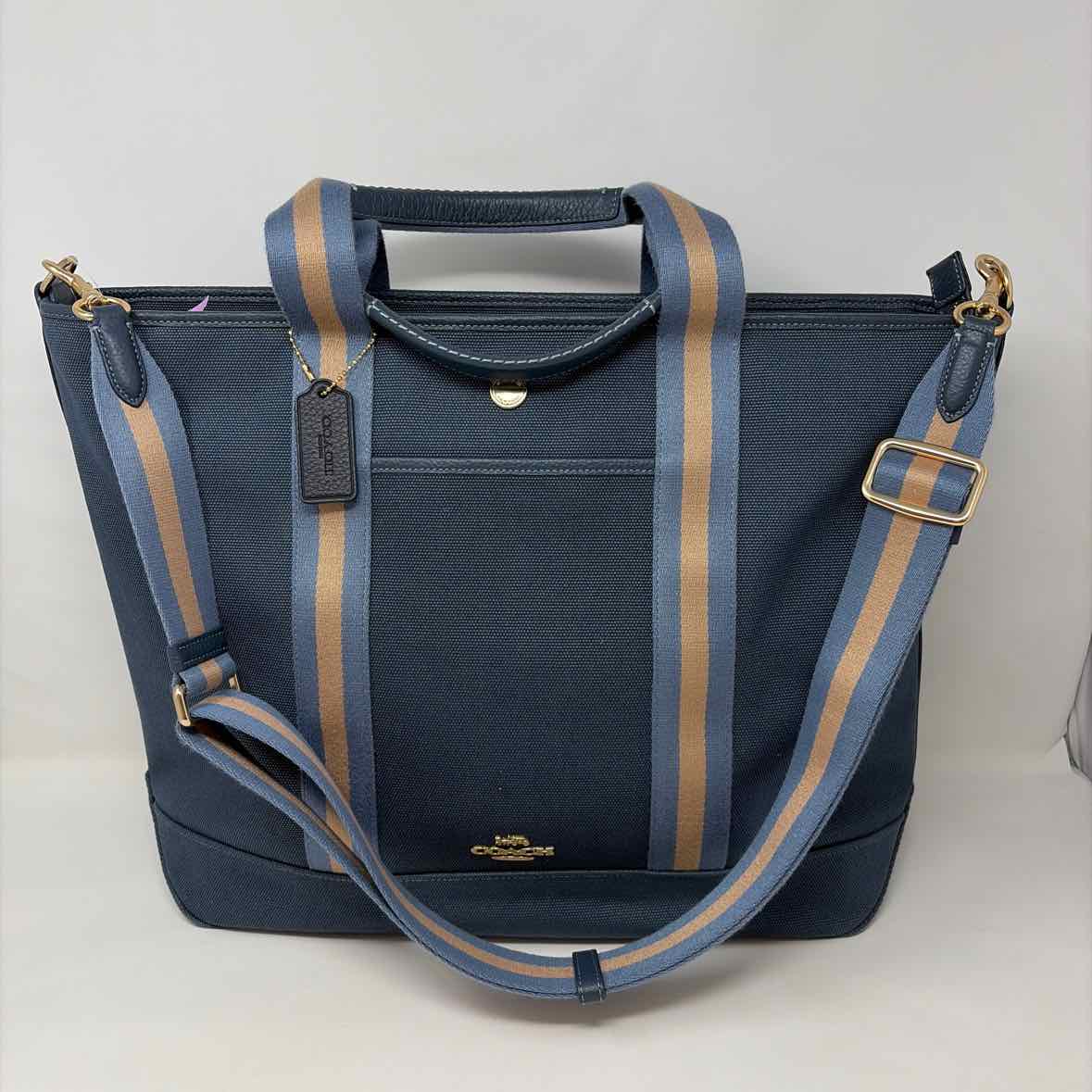 Pre-Owned Coach Teal Fabric Handbag