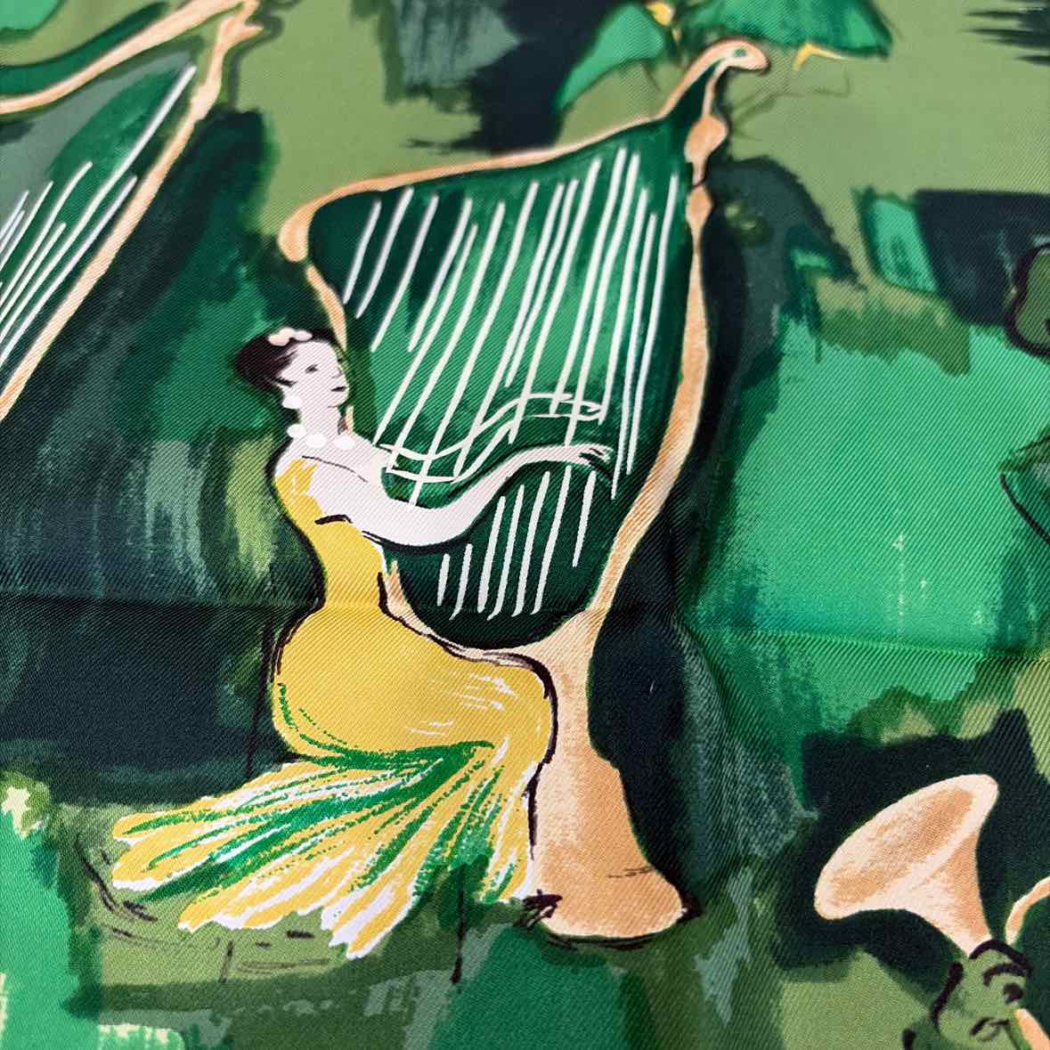 Pre-Owned Hermes Green Silk Designer Scarf