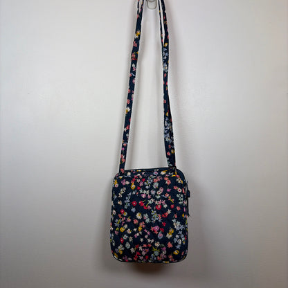 Pre-Owned Vera Bradley Blue Multi Fabric Handbag