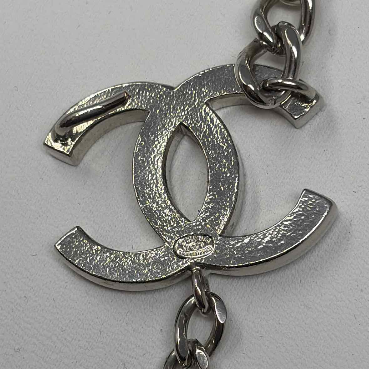 Pre-Owned Chanel Silver Chains Designer Belt
