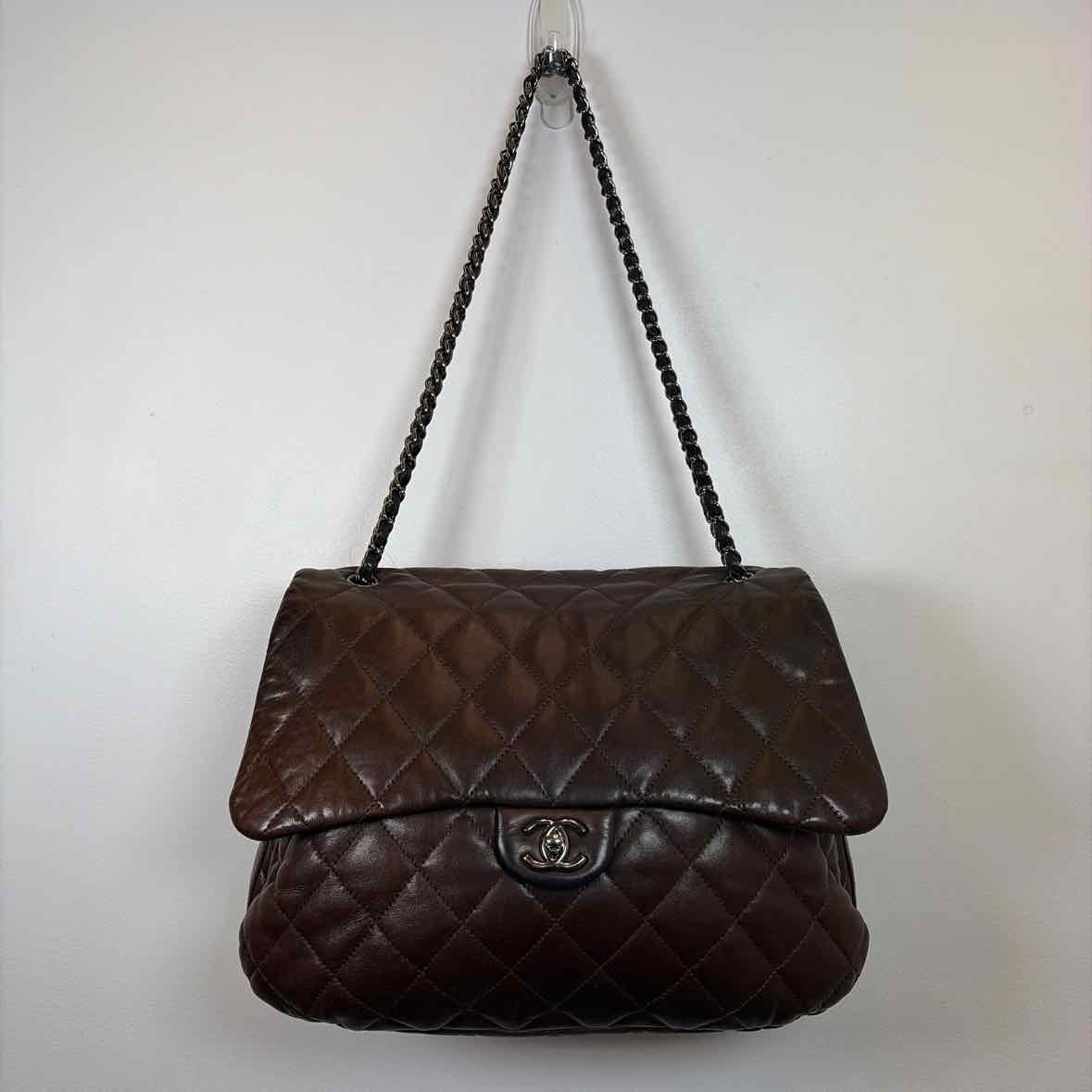 Pre-Owned Chanel Brown Leather Designer Handbag