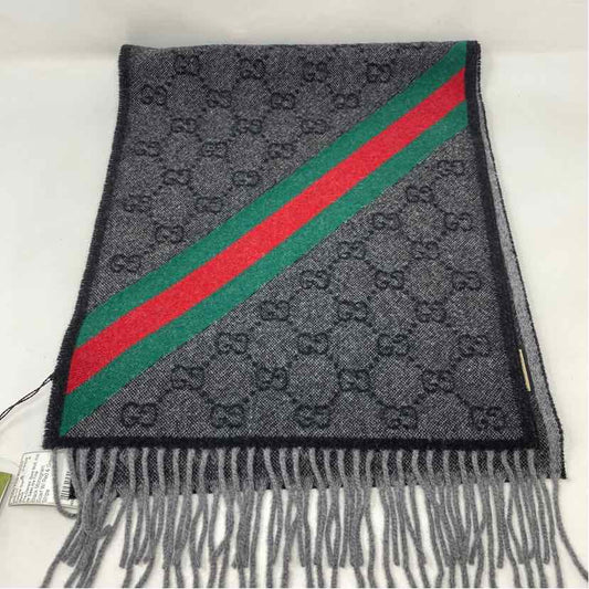 Pre-Owned Gucci Black Multi Knit Designer Scarf
